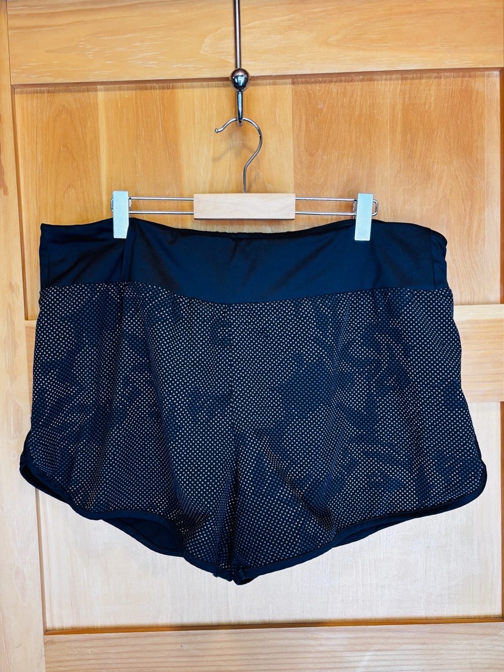 🌺🌺🌺3/25 Joe Fresh Black Camo Print Active Running Shorts Large